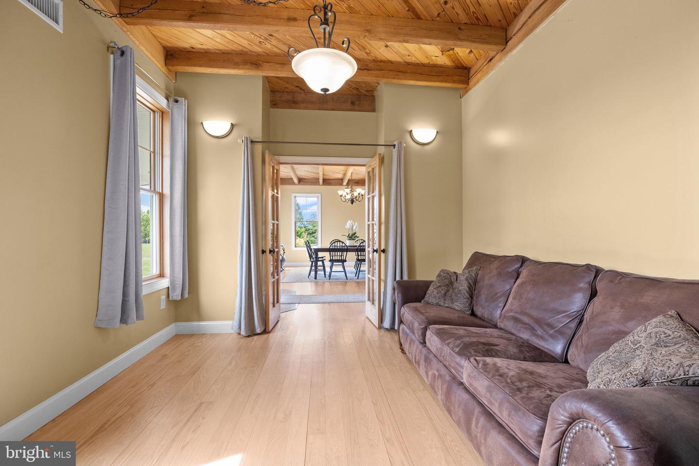 Lambertville, New Jersey, 08530, United States, 6 Bedrooms Bedrooms, ,5 BathroomsBathrooms,Residential,Active,1843838