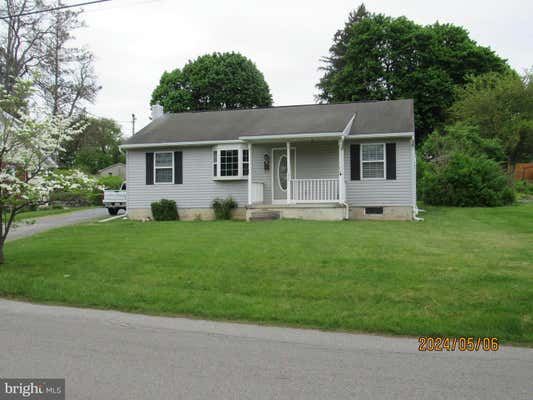 220 N WILSON ST, BELLEFONTE, PA 16823, photo 4 of 20