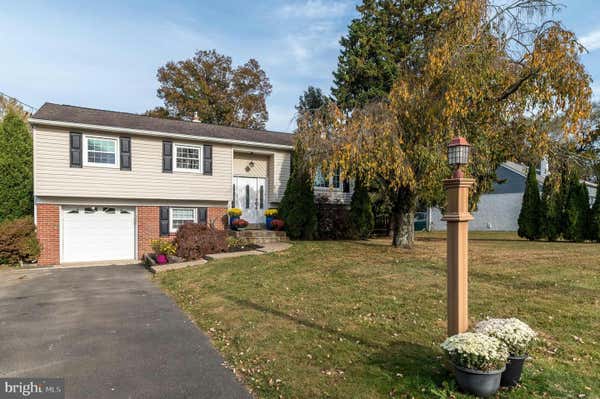 31 N TRAYMORE AVE, IVYLAND, PA 18974 - Image 1