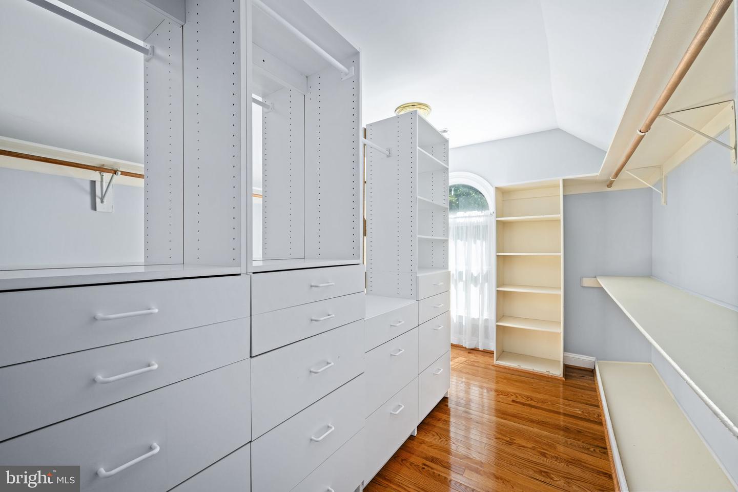 Spotsylvania, Virginia, 22551, United States, 5 Bedrooms Bedrooms, ,5 BathroomsBathrooms,Residential,Contingent,1893243