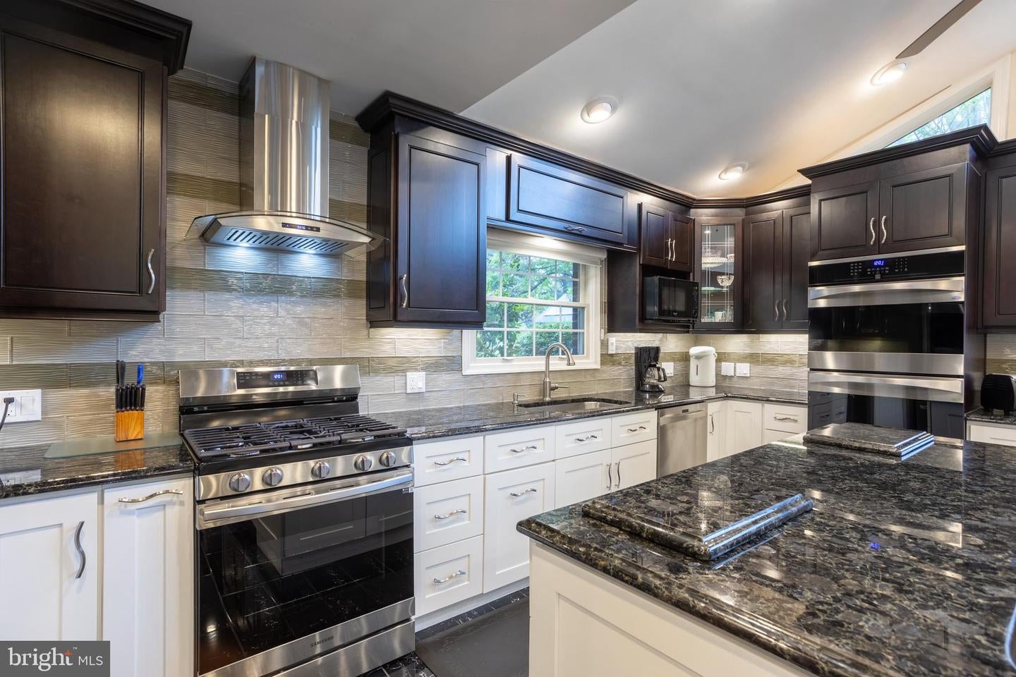 Baltimore, Maryland, 21208, United States, 7 Bedrooms Bedrooms, ,7 BathroomsBathrooms,Residential,Active,2043436