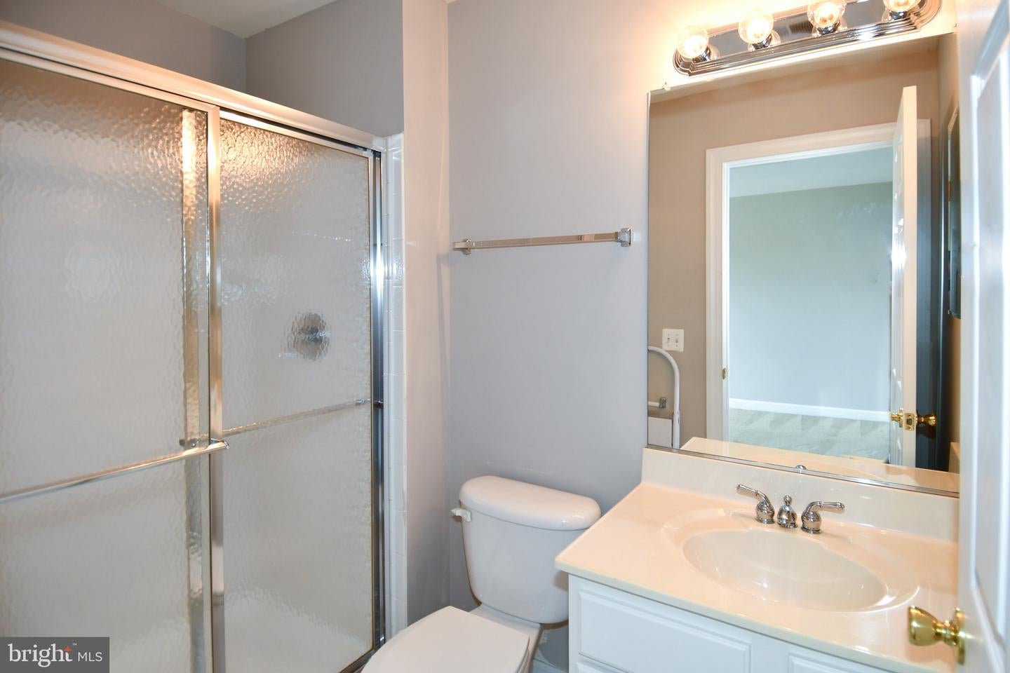 Ashburn, Virginia, 20147, United States, 6 Bedrooms Bedrooms, ,5 BathroomsBathrooms,Residential,Active,1914776