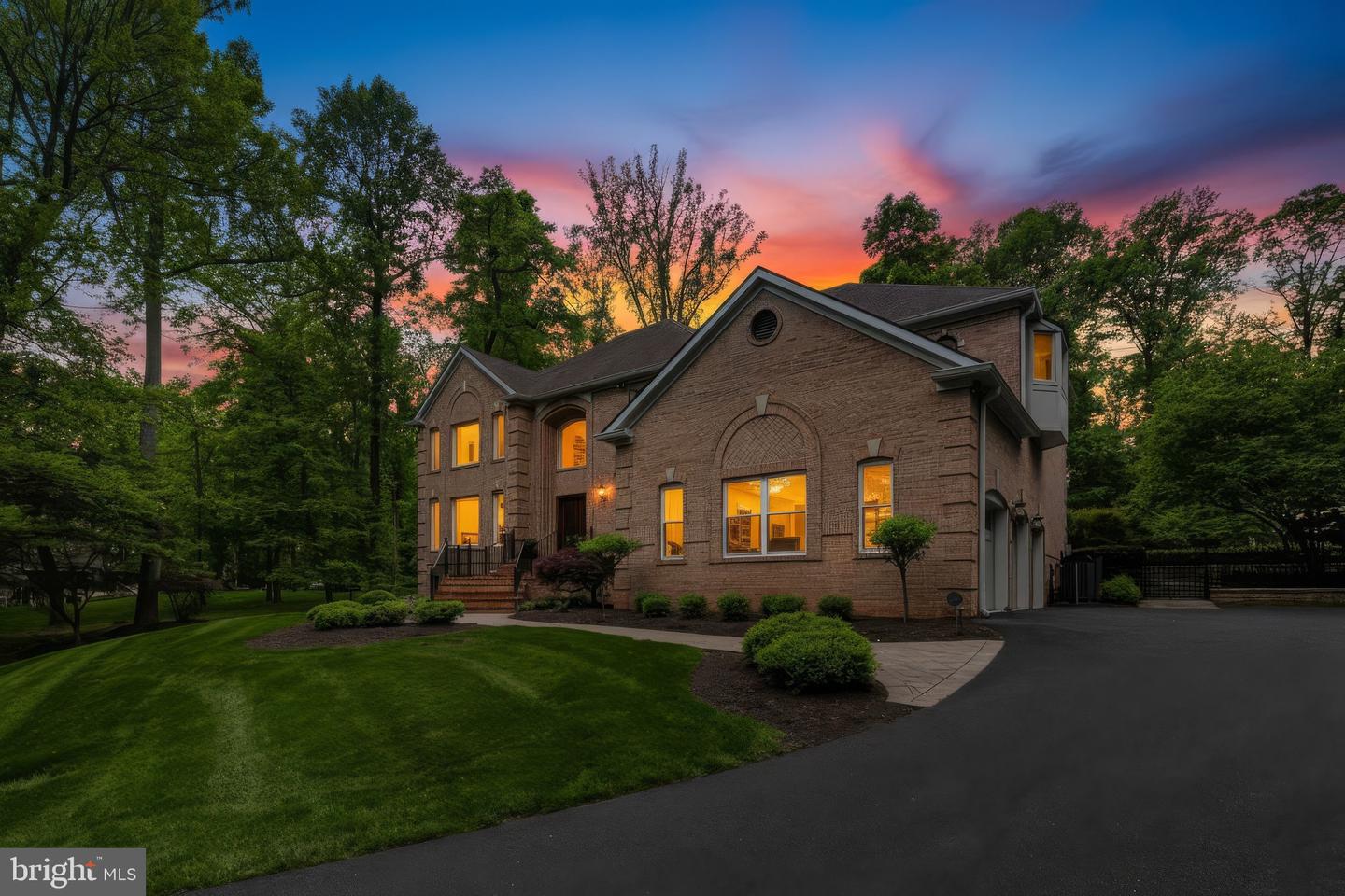 Ellicott City, Maryland, 21042, United States, 5 Bedrooms Bedrooms, ,5 BathroomsBathrooms,Residential,Active,2043423