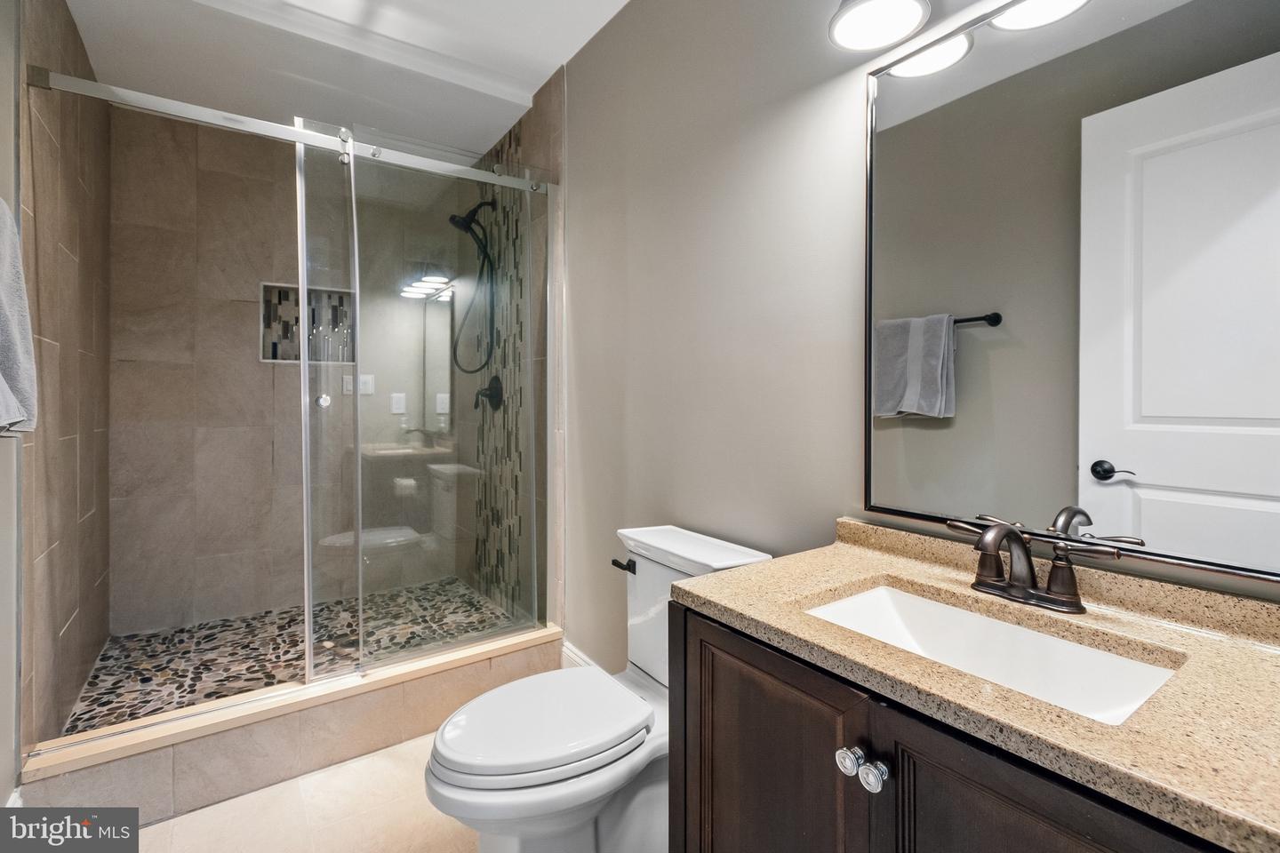 Leesburg, Virginia, 20176, United States, 4 Bedrooms Bedrooms, ,7 BathroomsBathrooms,Residential,Active,2045788