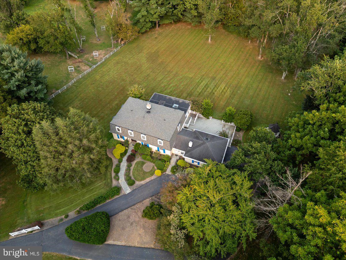 Great Falls, Virginia, 22066, United States, 5 Bedrooms Bedrooms, ,3 BathroomsBathrooms,Residential,Active,1941376