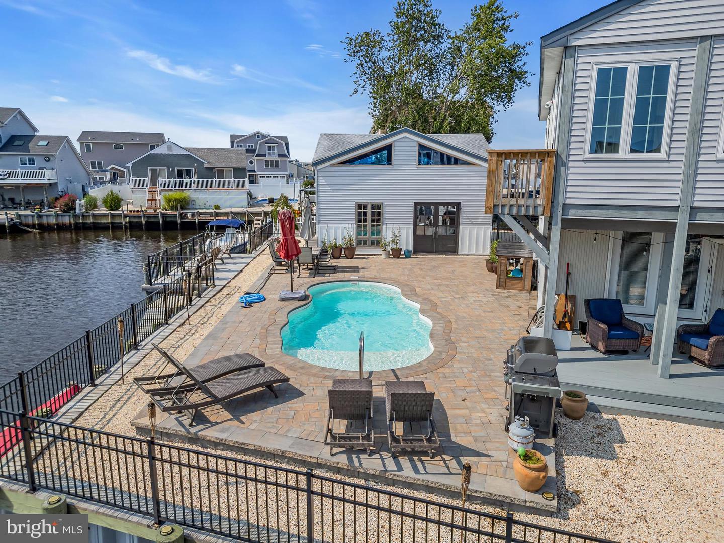 Manahawkin, New Jersey, 08050, United States, 4 Bedrooms Bedrooms, ,2 BathroomsBathrooms,Residential,Active,1919073