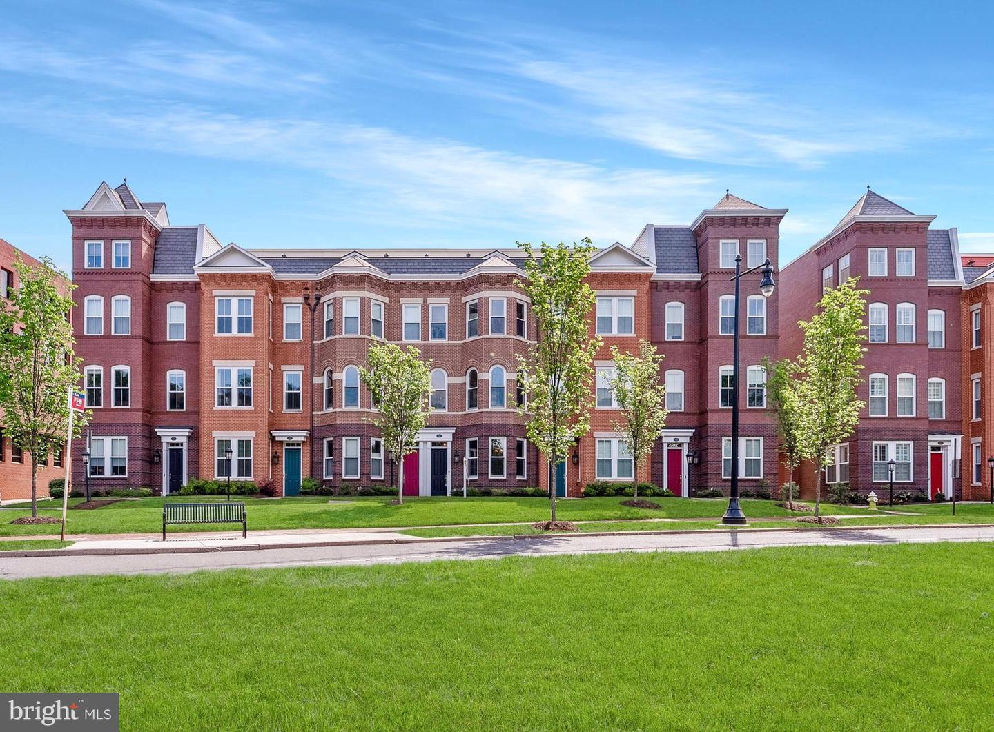 Alexandria, Virginia, 22314, United States, 3 Bedrooms Bedrooms, ,4 BathroomsBathrooms,Residential,Active,1933713