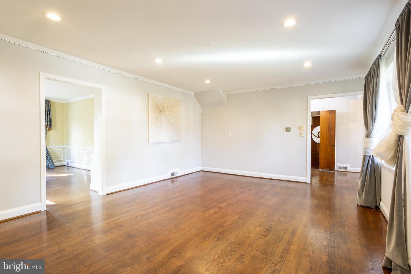 Baltimore, Maryland, 21215, United States, 6 Bedrooms Bedrooms, ,6 BathroomsBathrooms,Residential,Active,1985862