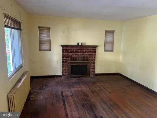 2133 N OAKLAND ST, ARLINGTON, VA 22207, photo 3 of 10