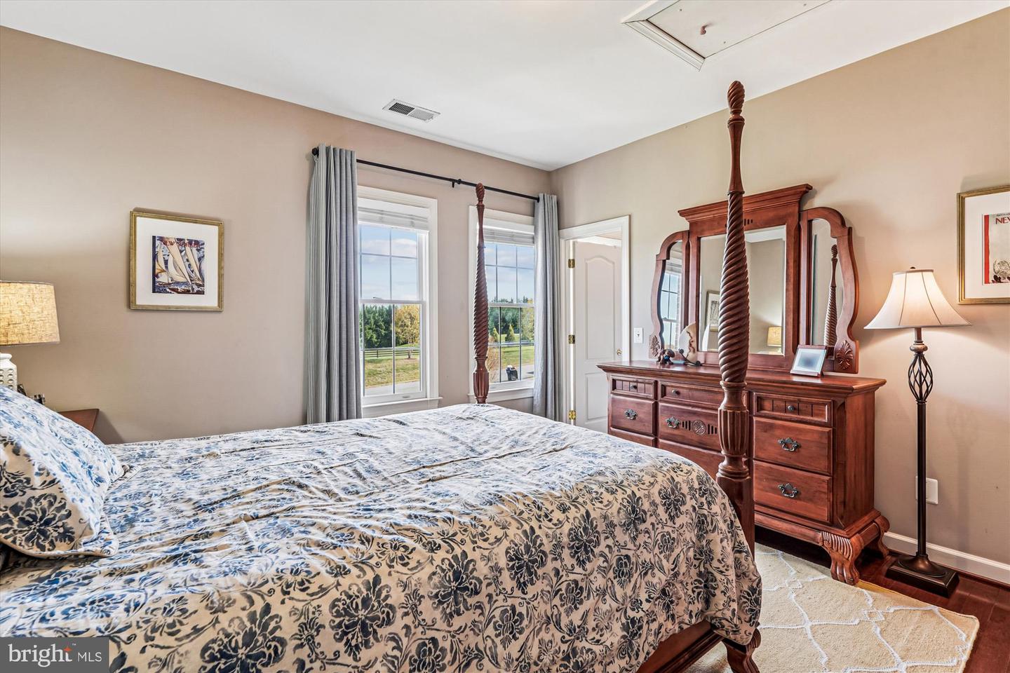 Leesburg, Virginia, 20175, United States, 5 Bedrooms Bedrooms, ,6 BathroomsBathrooms,Residential,Active,1987213