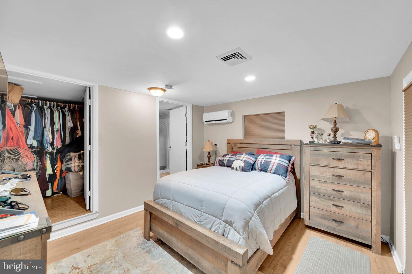 Freehold, New Jersey, 07728, United States, 3 Bedrooms Bedrooms, ,3 BathroomsBathrooms,Residential,Active,1922297