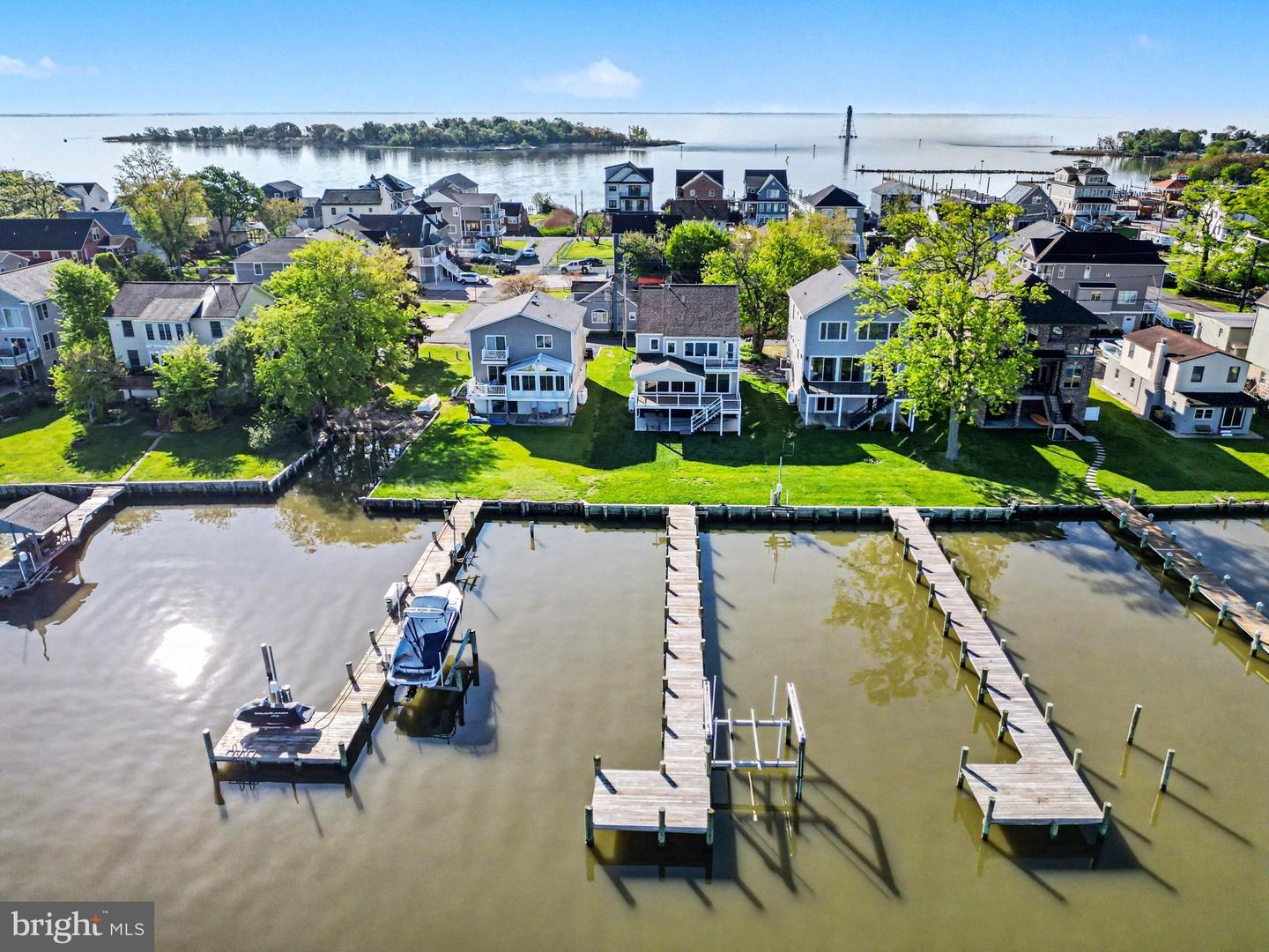 Sparrows Point, Maryland, 21219, United States, 5 Bedrooms Bedrooms, ,4 BathroomsBathrooms,Residential,Active,2041470