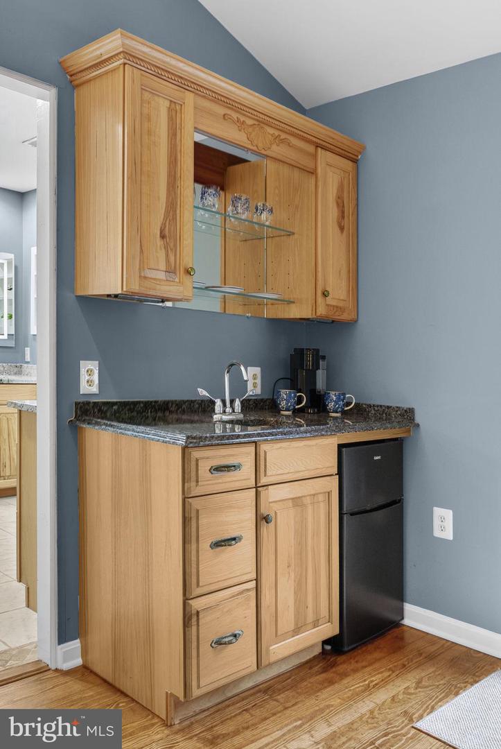 Lovettsville, Virginia, 20180, United States, ,2 BathroomsBathrooms,Residential,Active,1954034