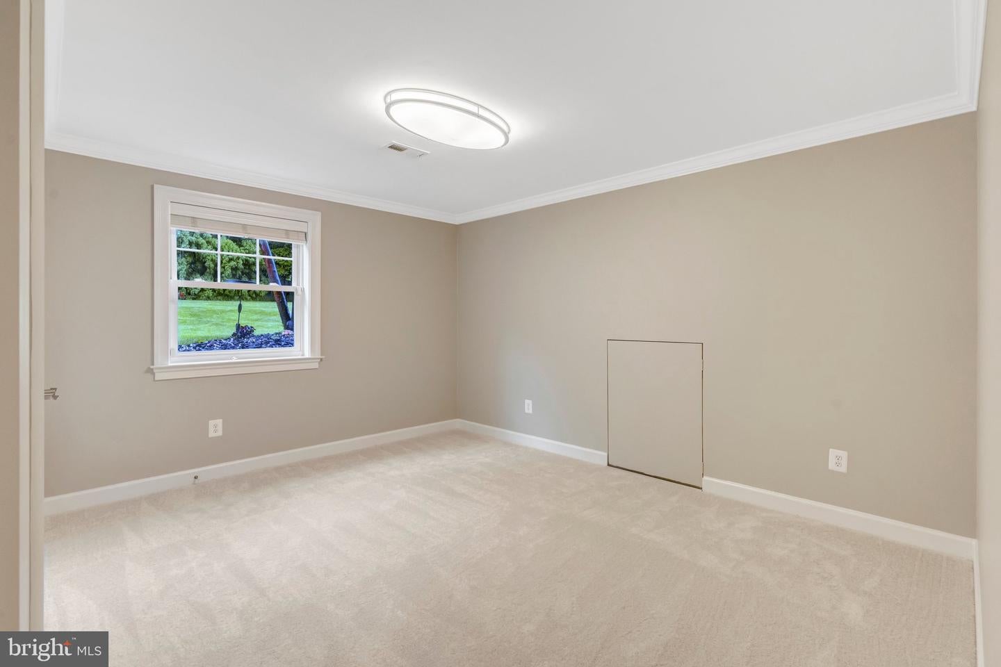 Fairfax, Virginia, 22030, United States, 4 Bedrooms Bedrooms, ,3 BathroomsBathrooms,Residential,Active,2045005