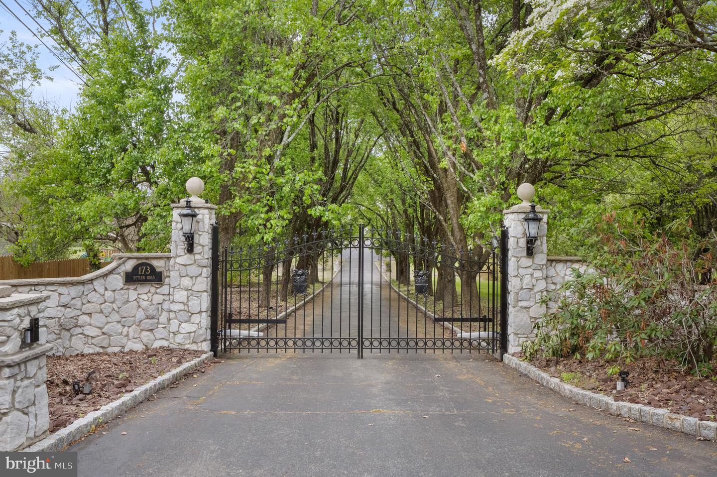 Princeton, New Jersey, 08540, United States, 4 Bedrooms Bedrooms, ,6 BathroomsBathrooms,Residential,Active,2043816