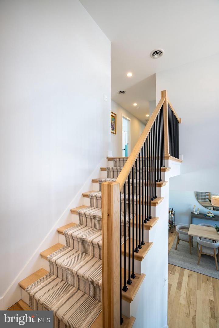 State College, Pennsylvania, 16801, United States, 5 Bedrooms Bedrooms, ,5 BathroomsBathrooms,Residential,Active,2015470