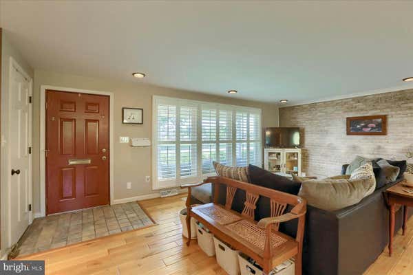 3 W SHORE DR, CAMP HILL, PA 17011, photo 5 of 36