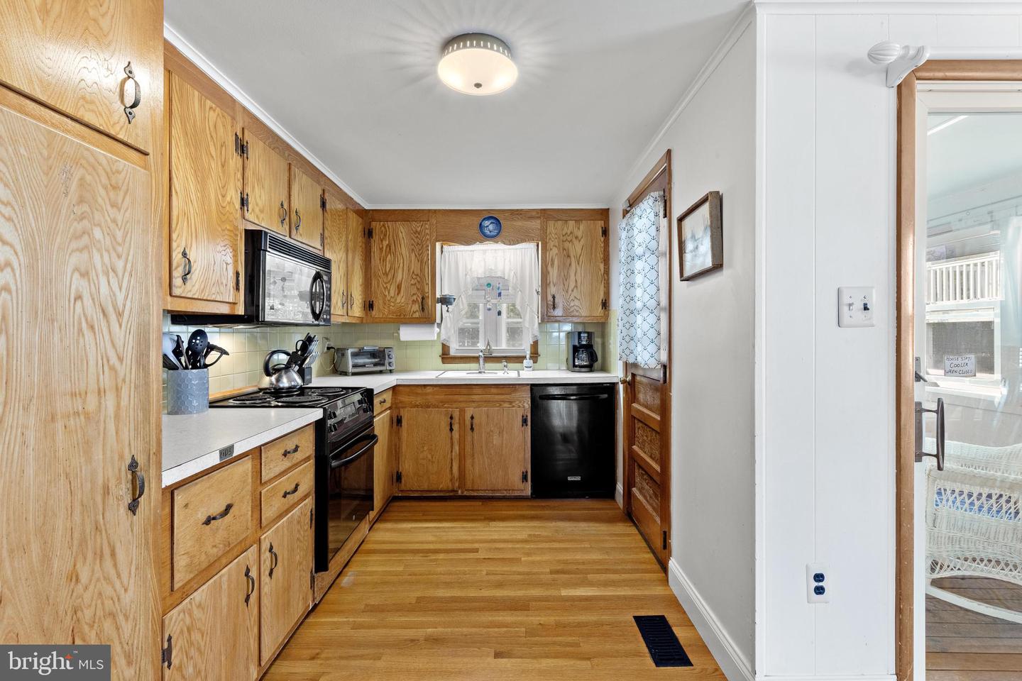 Surf City, New Jersey, 08008, United States, 4 Bedrooms Bedrooms, ,2 BathroomsBathrooms,Residential,Active,1941334
