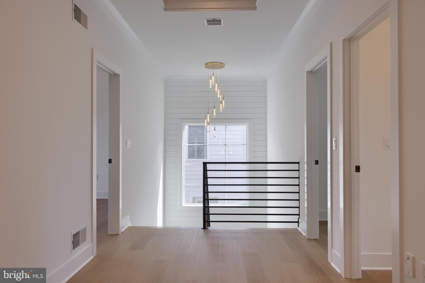 East Petersburg, Pennsylvania, 17520, United States, 4 Bedrooms Bedrooms, ,5 BathroomsBathrooms,Residential,Active,1702111