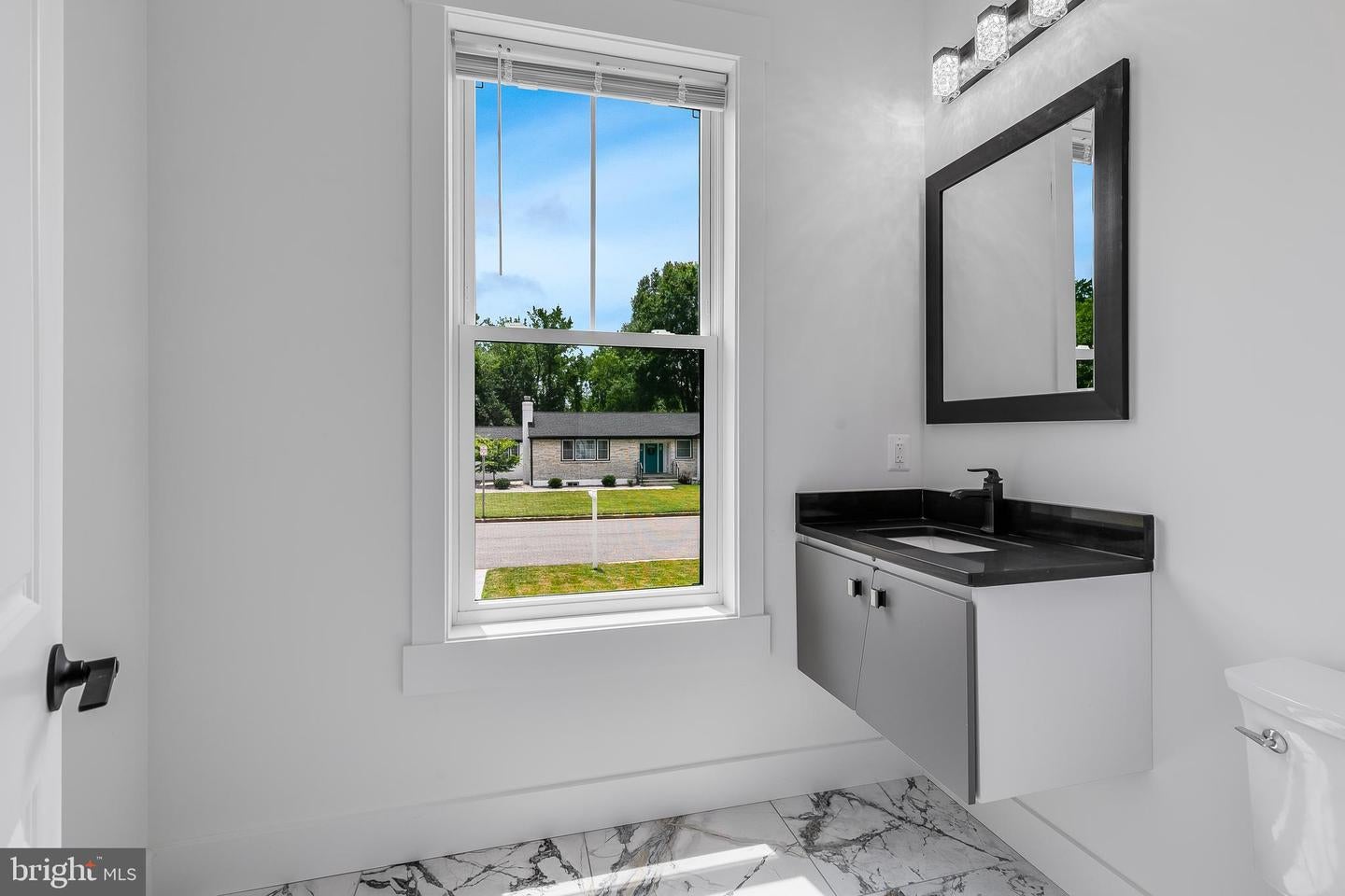 Alexandria, Virginia, 22306, United States, 6 Bedrooms Bedrooms, ,6 BathroomsBathrooms,Residential,Active,1899212