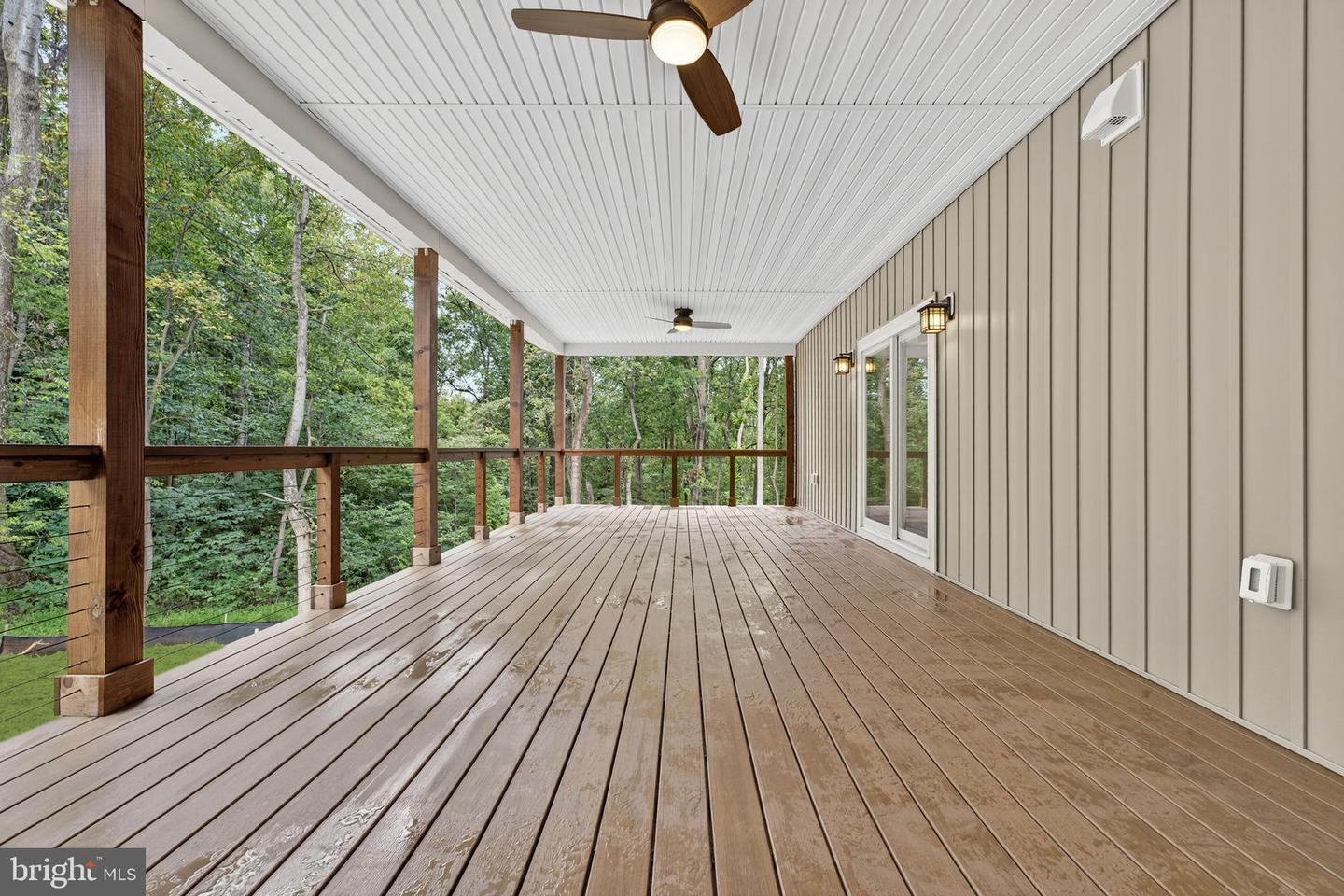 Warrenton, Virginia, 20187, United States, 3 Bedrooms Bedrooms, ,4 BathroomsBathrooms,Residential,Active,1963257