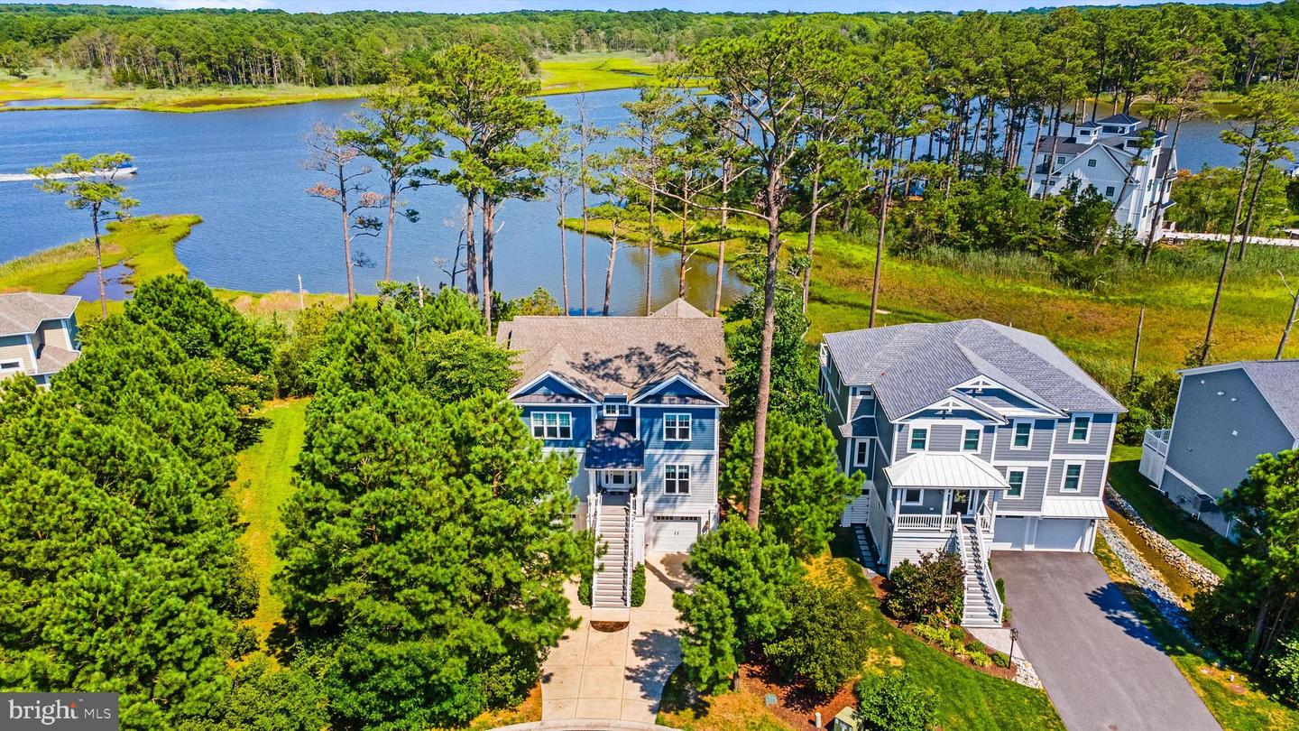 Berlin, Maryland, 21811, United States, 6 Bedrooms Bedrooms, ,5 BathroomsBathrooms,Residential,Active,1893241