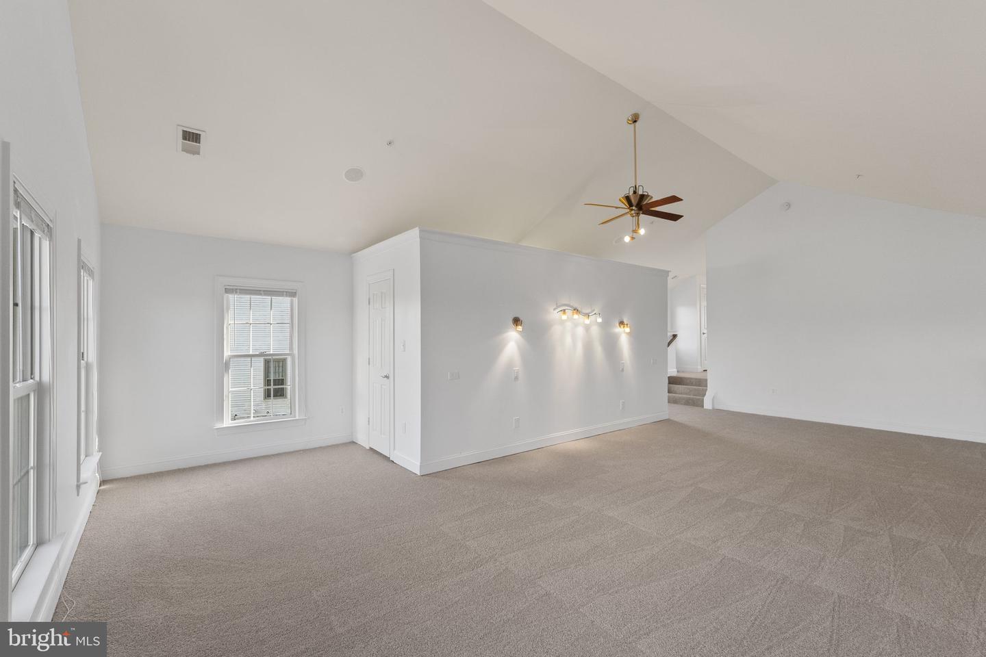 Clarksburg, Maryland, 20871, United States, 5 Bedrooms Bedrooms, ,5 BathroomsBathrooms,Residential,Active,2001354