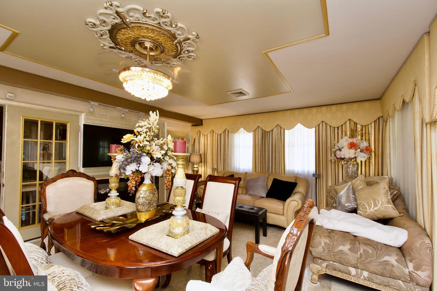 Annandale, Virginia, 22003, United States, 4 Bedrooms Bedrooms, ,3 BathroomsBathrooms,Residential,Active,1969677