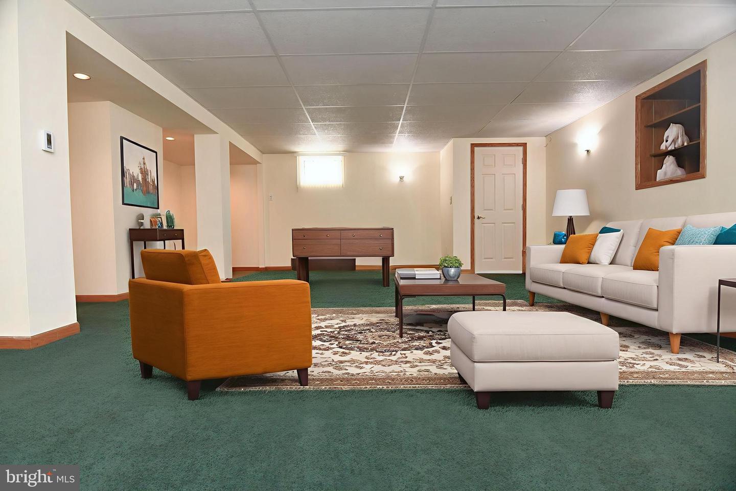 Fort Washington, Pennsylvania, 19034, United States, 4 Bedrooms Bedrooms, ,4 BathroomsBathrooms,Residential,Active,1936392