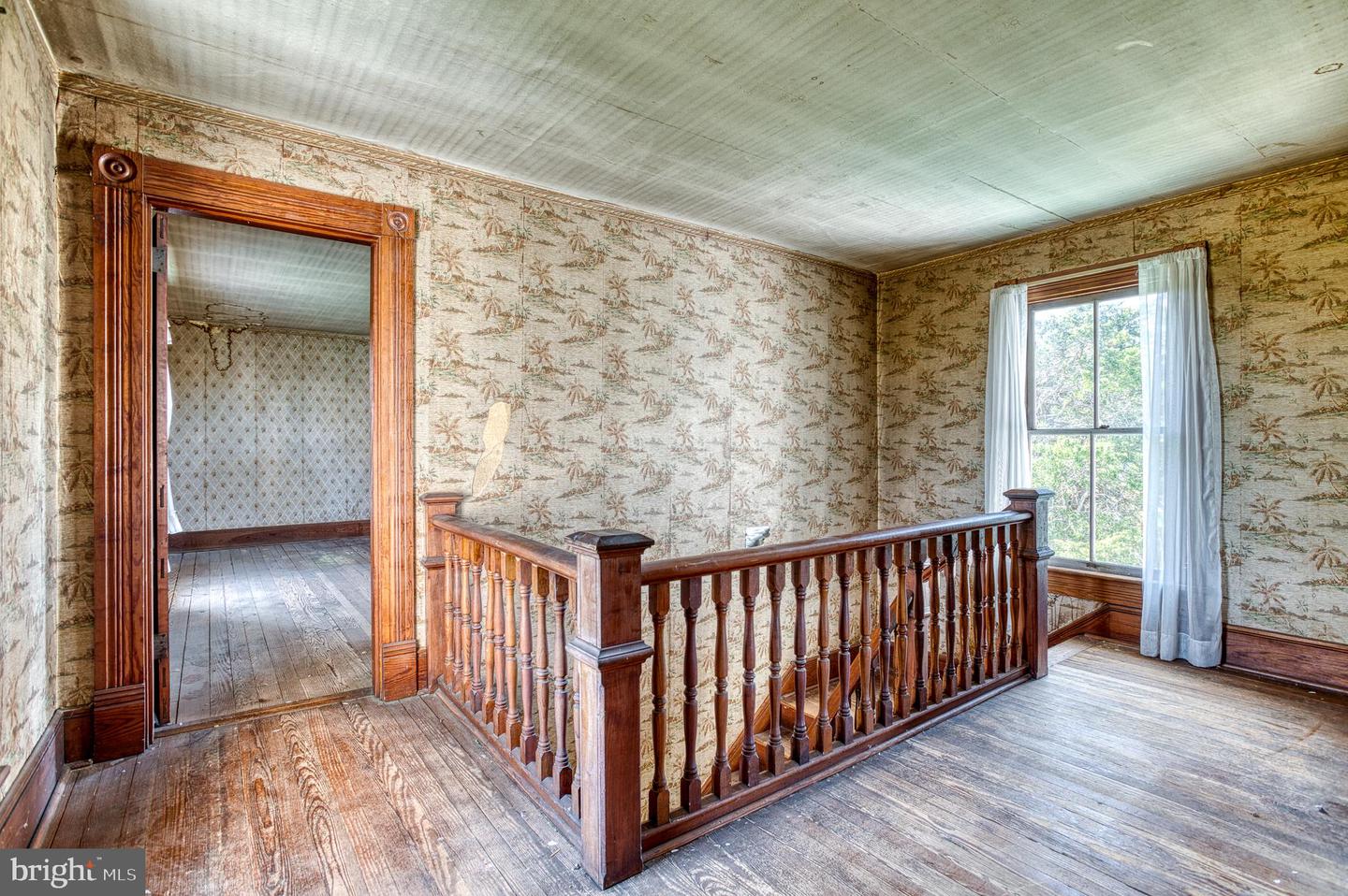 Culpeper, Virginia, 22701, United States, 4 Bedrooms Bedrooms, ,1 BathroomBathrooms,Residential,Active,1799358