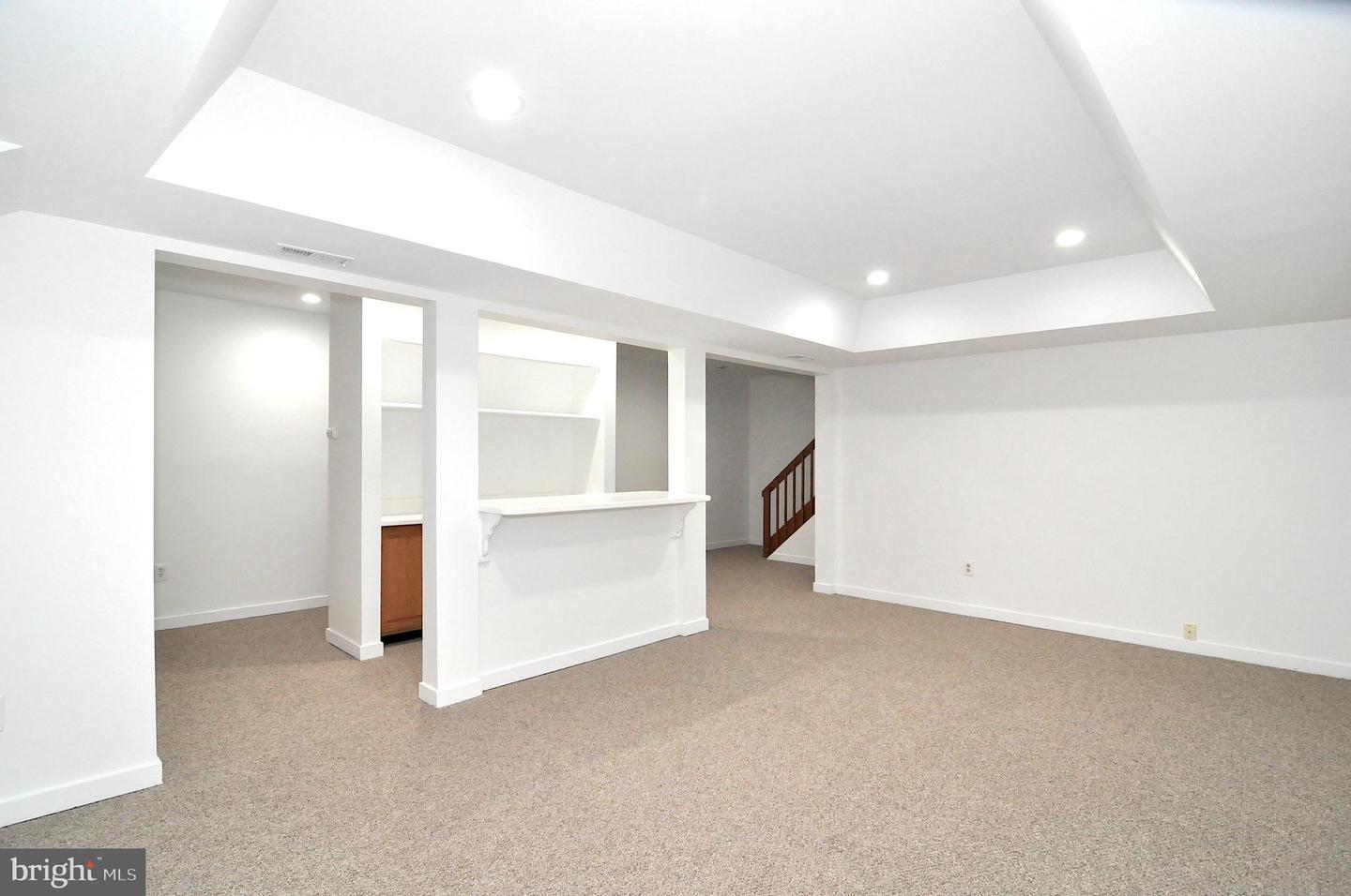 Great Falls, Virginia, 22066, United States, 4 Bedrooms Bedrooms, ,4 BathroomsBathrooms,Residential,Active,1936627