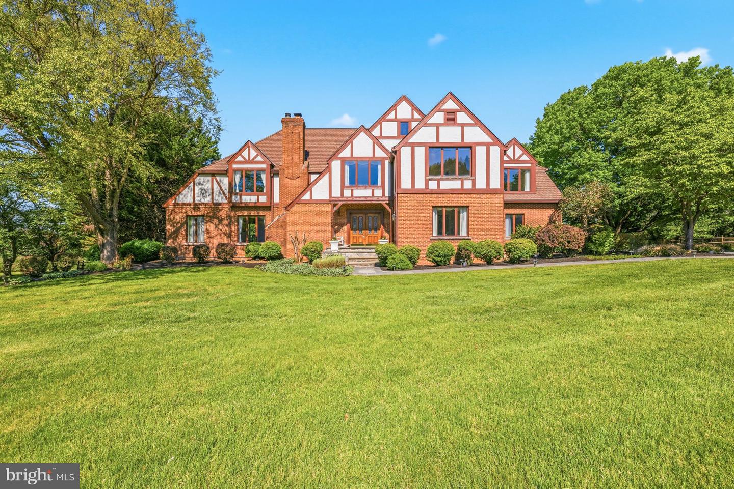 North Potomac, Maryland, 20878, United States, 5 Bedrooms Bedrooms, ,6 BathroomsBathrooms,Residential,Active,2045699