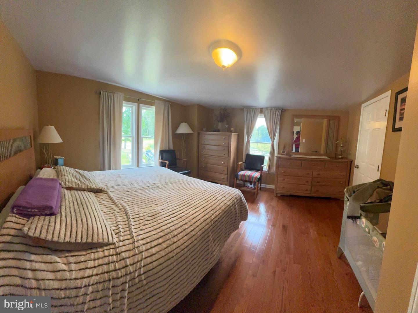 Delanco, New Jersey, 08075, United States, 5 Bedrooms Bedrooms, ,3 BathroomsBathrooms,Residential,Active,1914605