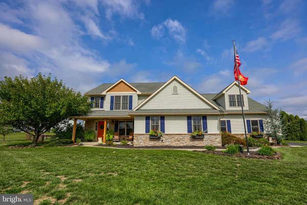 29 TREE LINE AVE, FREDERICKSBURG, PA 17026 - Image 1