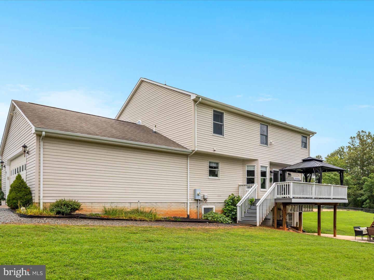 Amissville, Virginia, 20106, United States, 4 Bedrooms Bedrooms, ,4 BathroomsBathrooms,Residential,Active,1929462