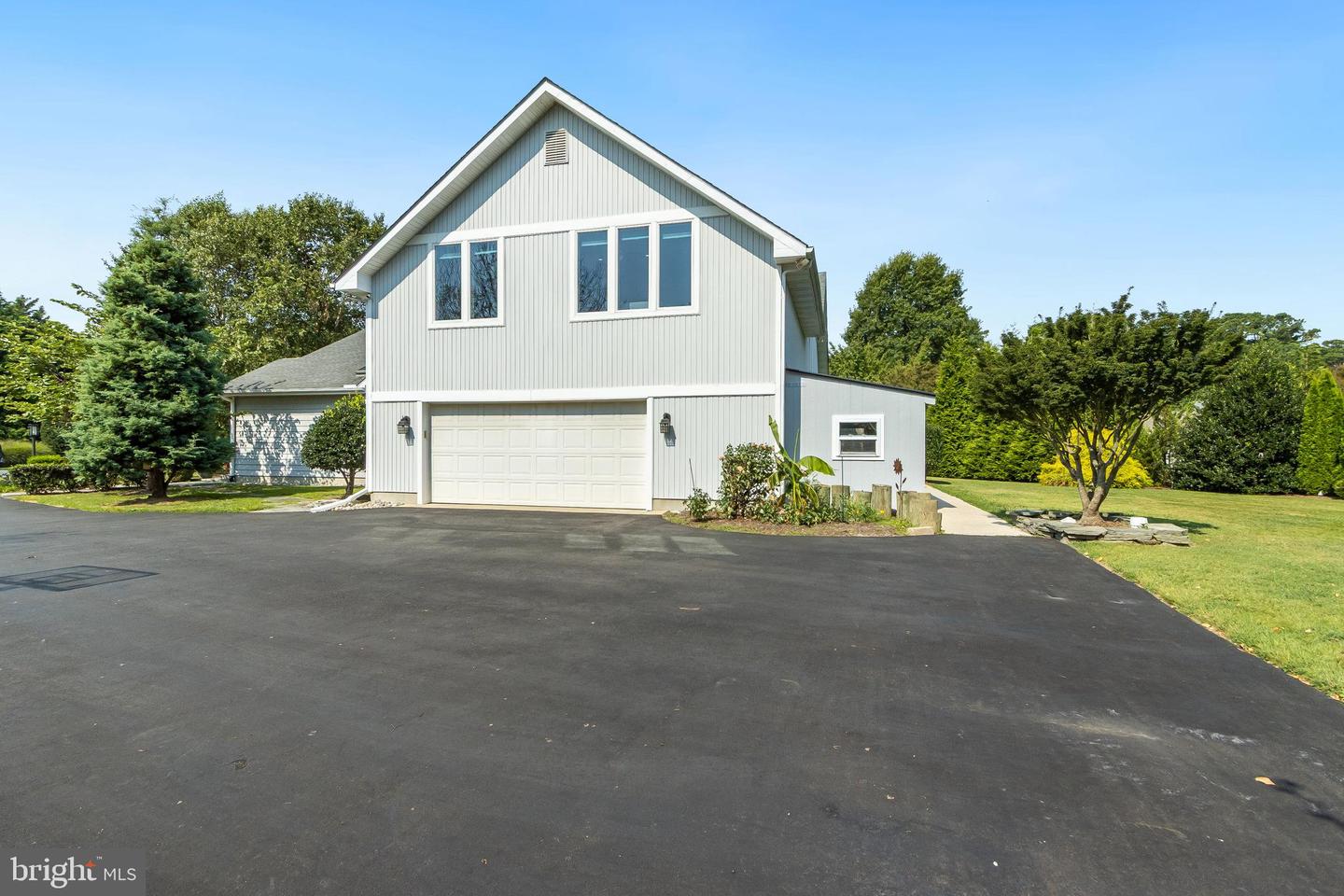 Rehoboth Beach, Delaware, 19971, United States, 5 Bedrooms Bedrooms, ,5 BathroomsBathrooms,Residential,Active,1941366
