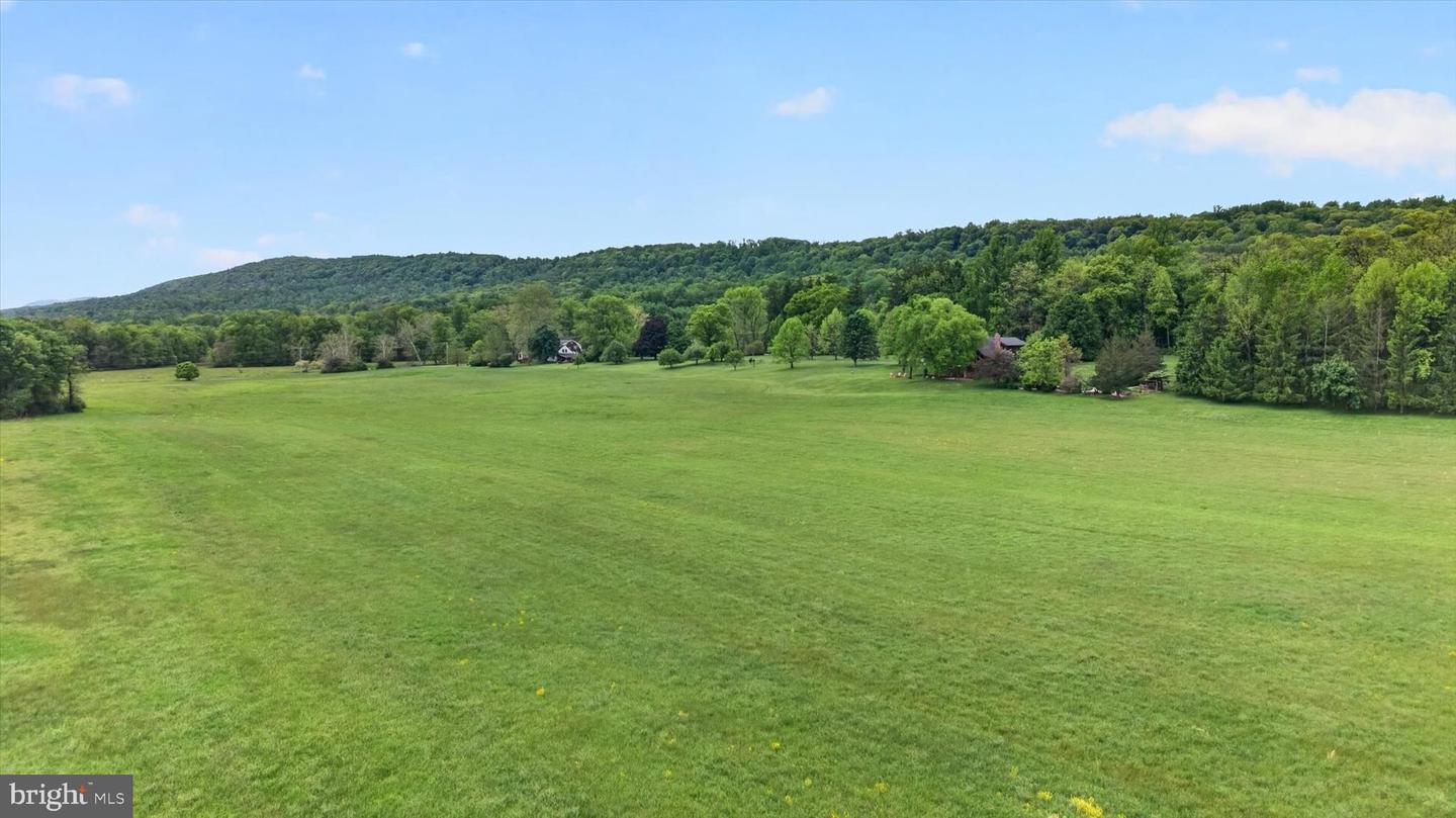 Harrisburg, Pennsylvania, 17112, United States, 3 Bedrooms Bedrooms, ,4 BathroomsBathrooms,Residential,Active,2045613