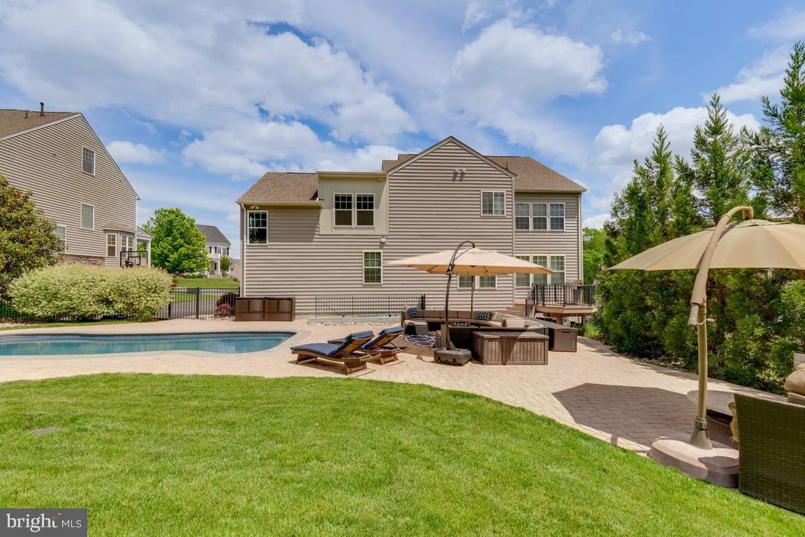 Leesburg, Virginia, 20175, United States, 5 Bedrooms Bedrooms, ,6 BathroomsBathrooms,Residential,Active,1905104