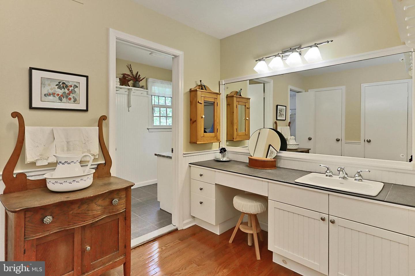 Fairfax, Virginia, 22032, United States, 4 Bedrooms Bedrooms, ,3 BathroomsBathrooms,Residential,Active,1810450