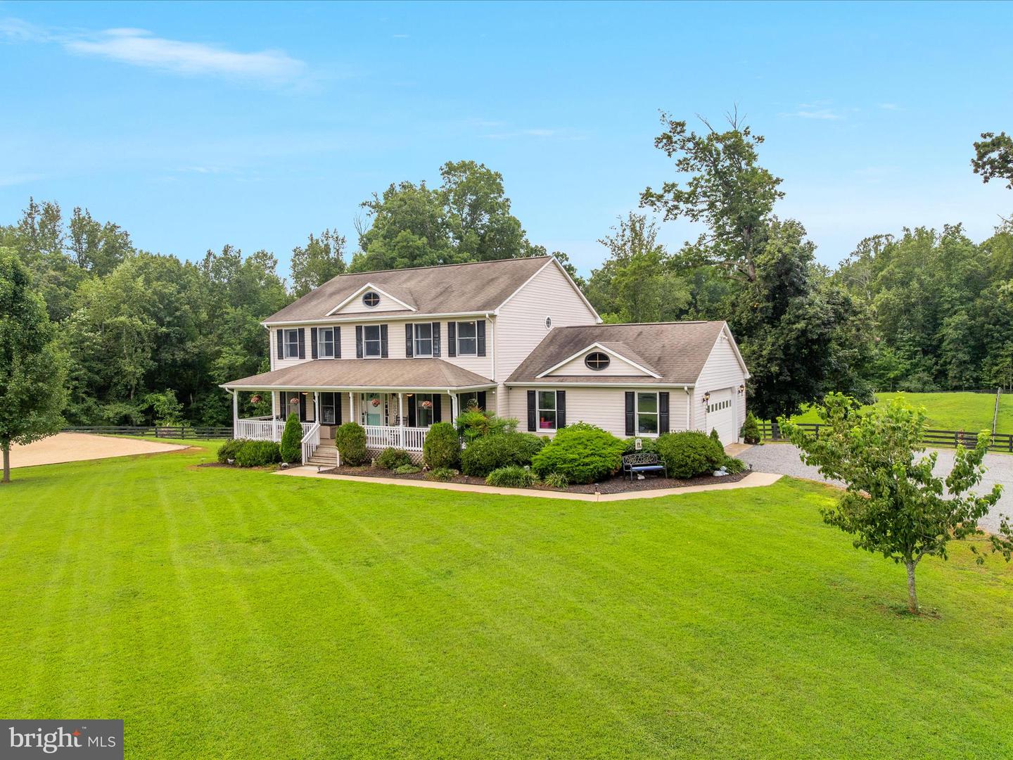 Amissville, Virginia, 20106, United States, 4 Bedrooms Bedrooms, ,4 BathroomsBathrooms,Residential,Active,1929462