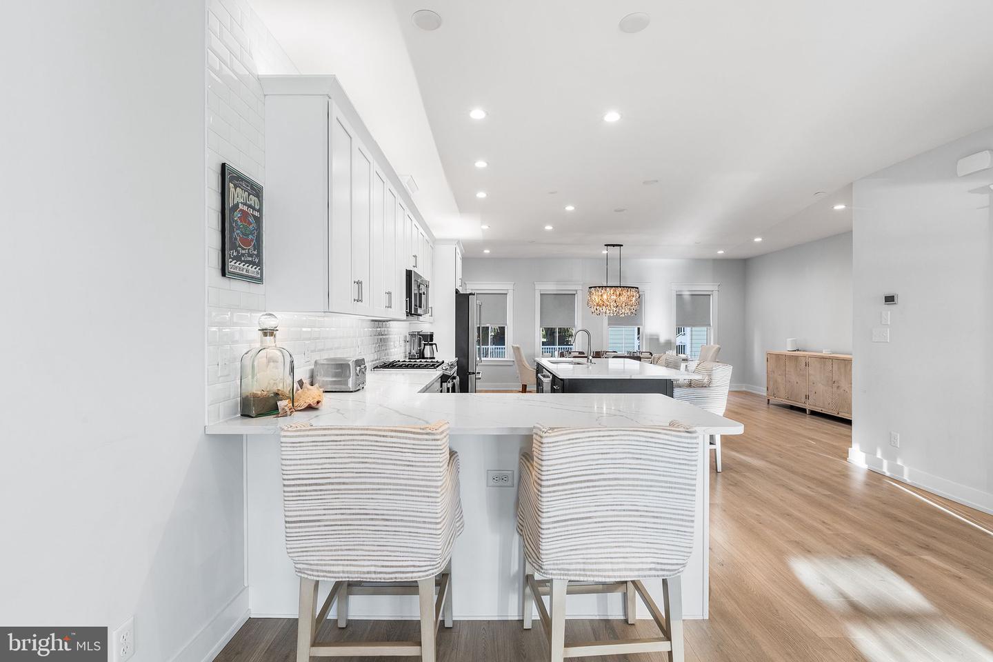 Ocean City, Maryland, 21842, United States, 4 Bedrooms Bedrooms, ,6 BathroomsBathrooms,Residential,Active,1972177