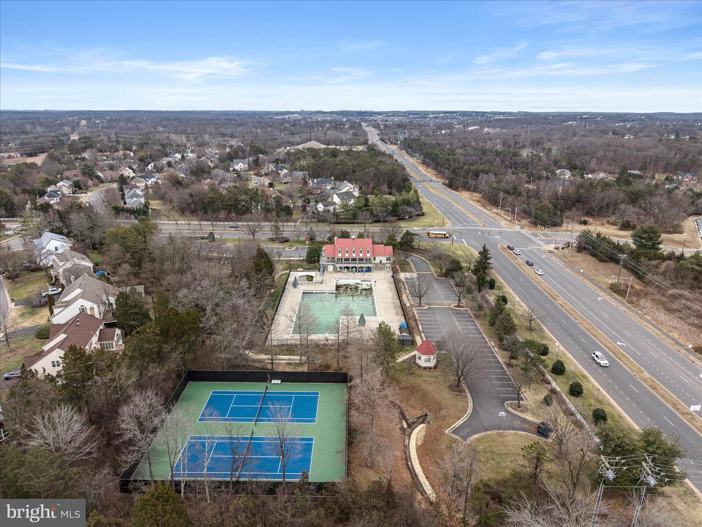Centreville, Virginia, 20120, United States, 4 Bedrooms Bedrooms, ,3 BathroomsBathrooms,Residential,Active,2015484