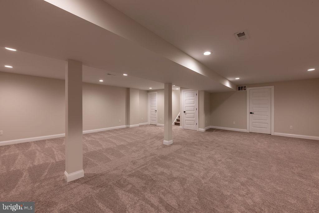 Haddonfield, New Jersey, 08033, United States, 4 Bedrooms Bedrooms, ,4 BathroomsBathrooms,Residential,Active,1886827