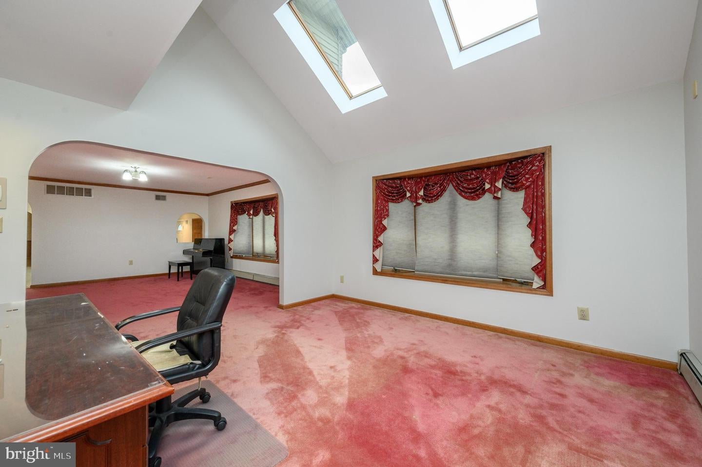 Monmouth Junction, New Jersey, 08852, United States, 5 Bedrooms Bedrooms, ,6 BathroomsBathrooms,Residential,Active,2044533