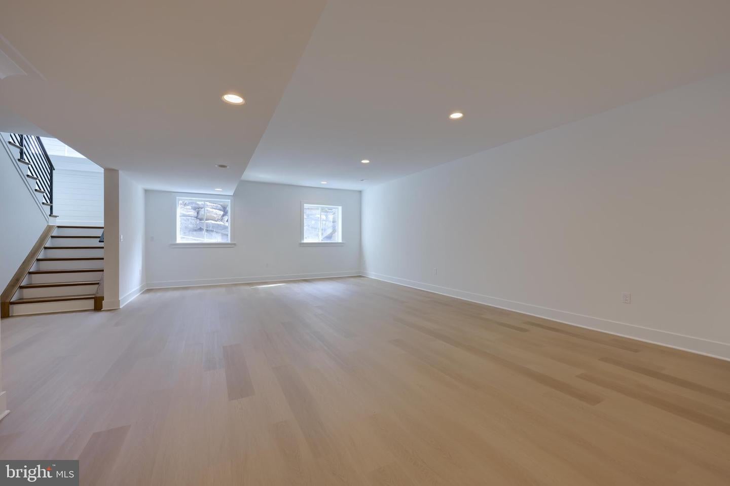 East Petersburg, Pennsylvania, 17520, United States, 4 Bedrooms Bedrooms, ,5 BathroomsBathrooms,Residential,Active,1702111