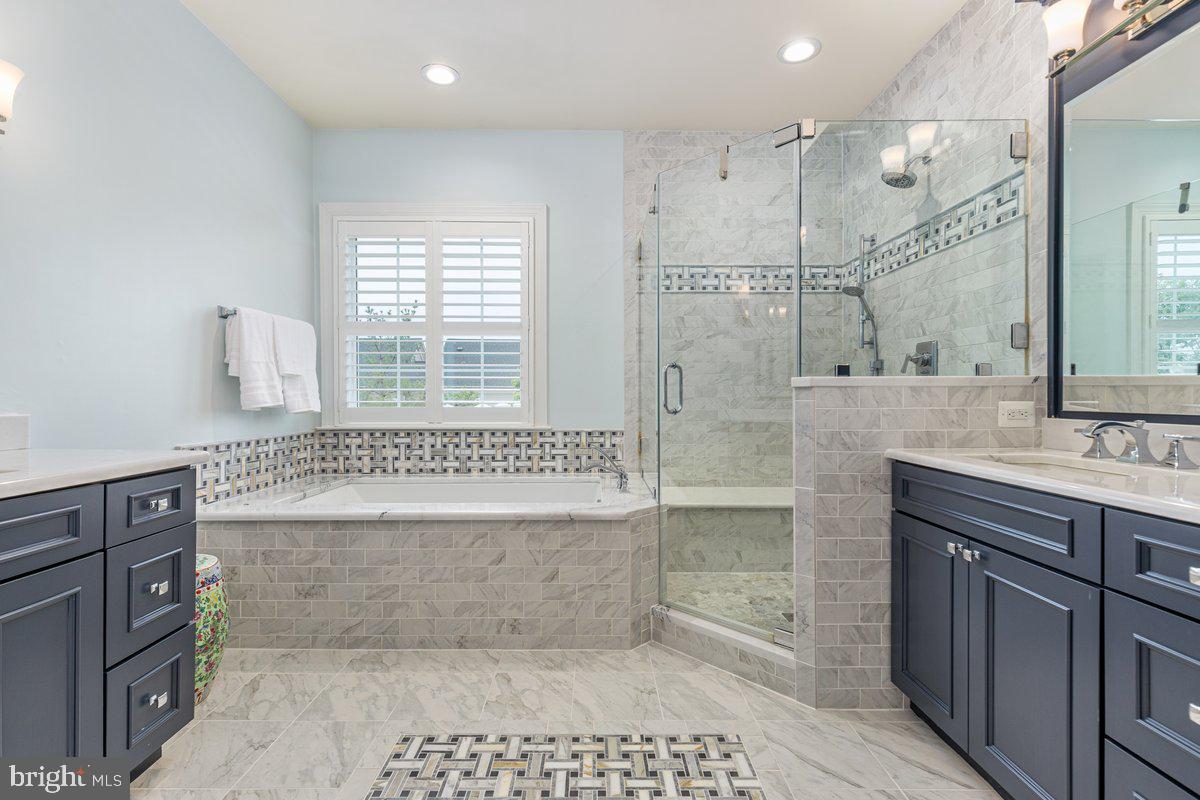 Leesburg, Virginia, 20176, United States, 4 Bedrooms Bedrooms, ,5 BathroomsBathrooms,Residential,Active,2044548