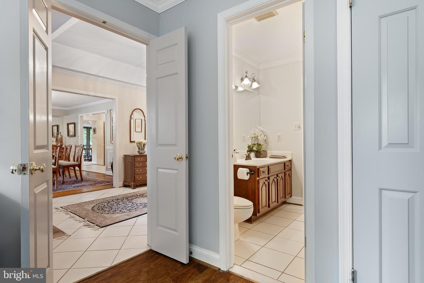 Potomac, Maryland, 20854, United States, 5 Bedrooms Bedrooms, ,6 BathroomsBathrooms,Residential,Active,1988488