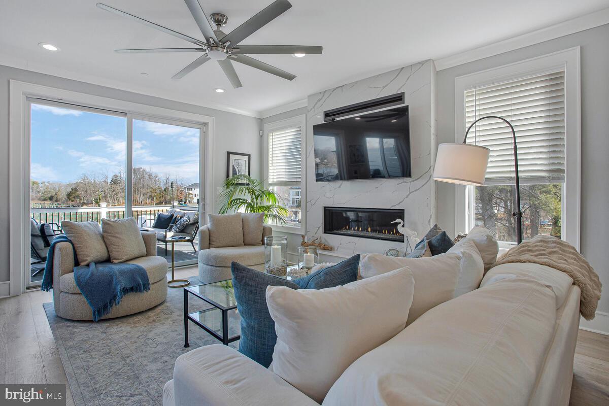 Edgewater, Maryland, 21037, United States, 4 Bedrooms Bedrooms, ,4 BathroomsBathrooms,Residential,Active,2008695