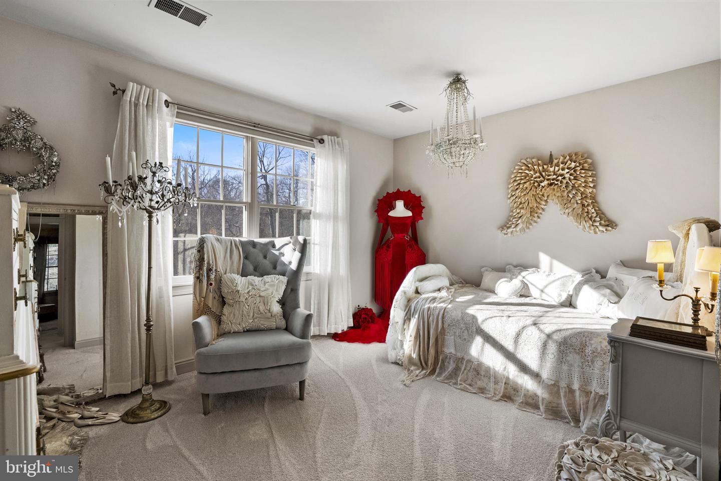 West Chester, Pennsylvania, 19382, United States, 5 Bedrooms Bedrooms, ,4 BathroomsBathrooms,Residential,Contingent,2007155