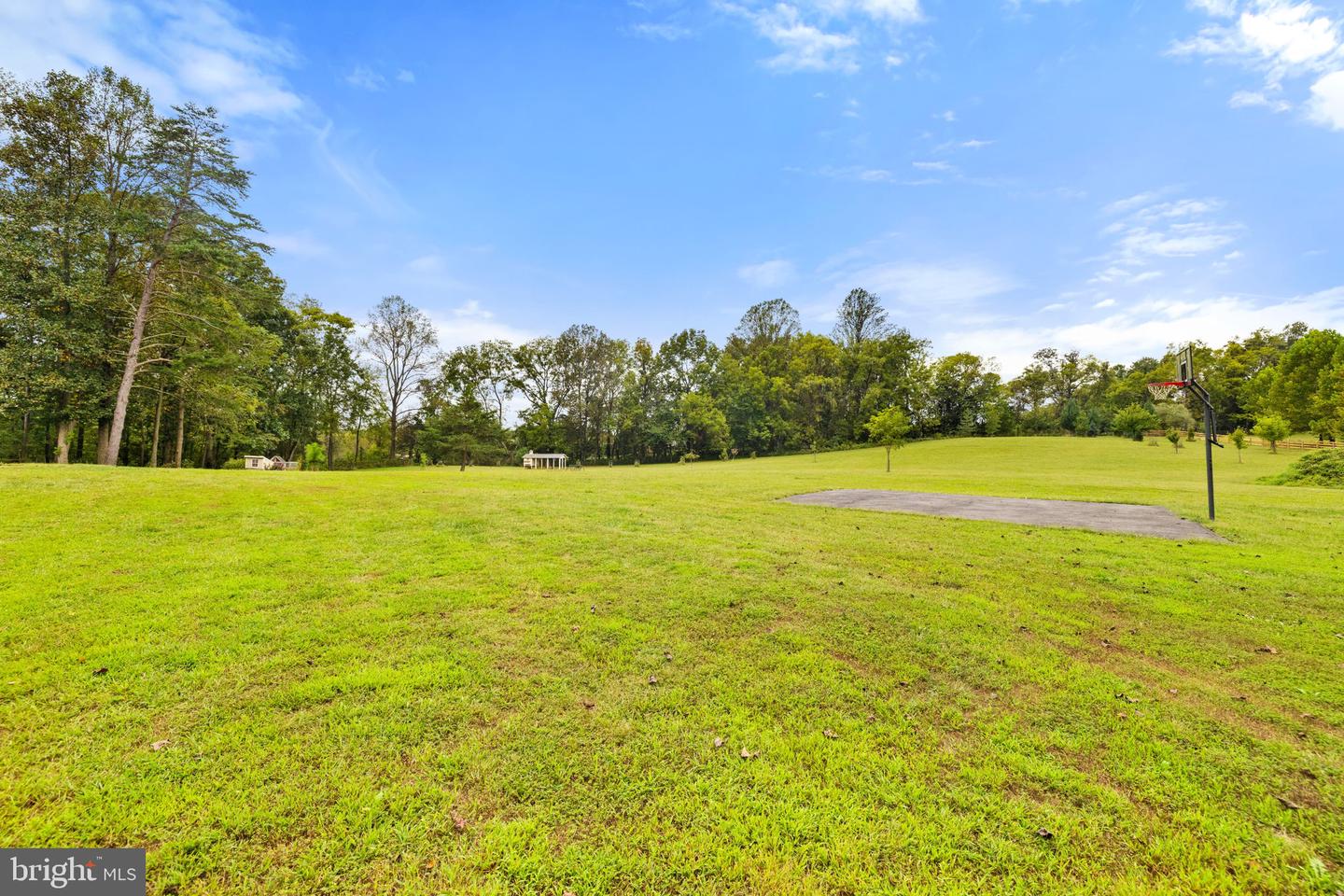 Ashburn, Virginia, 20148, United States, 5 Bedrooms Bedrooms, ,6 BathroomsBathrooms,Residential,Active,1952301